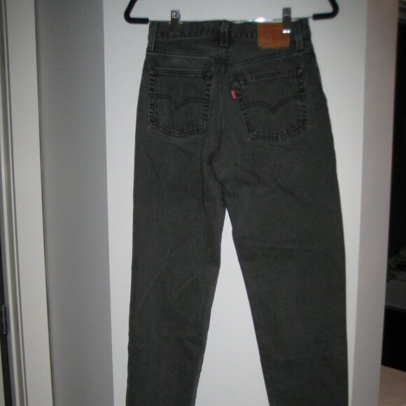 Levis 501 Jeans - Picture 2 of 2